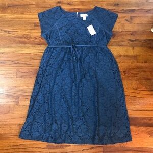 Motherhood SS Eyelet Maternity Dress NWT
Large Maternity
Comfy Stretch Material